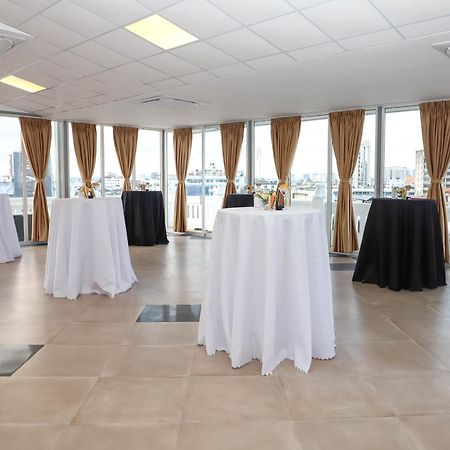 Sentrim Castle Royal Hotel Mombasa Dış mekan fotoğraf