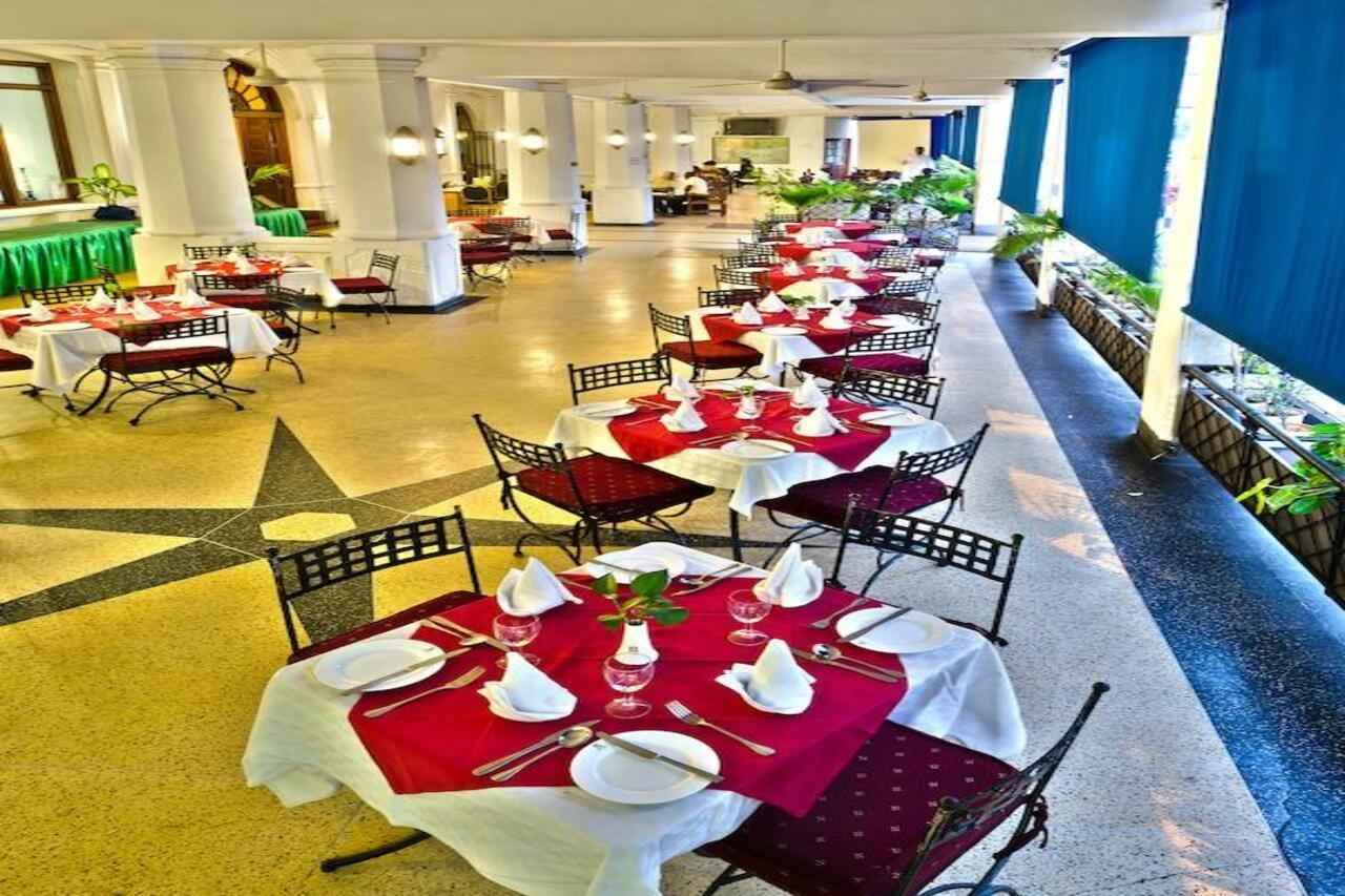 Sentrim Castle Royal Hotel Mombasa Dış mekan fotoğraf