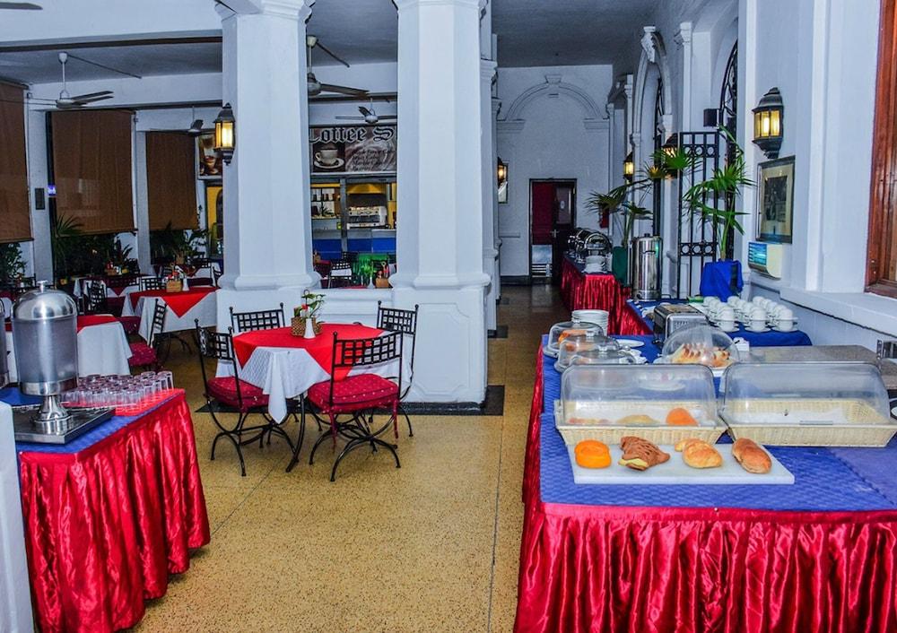 Sentrim Castle Royal Hotel Mombasa Dış mekan fotoğraf