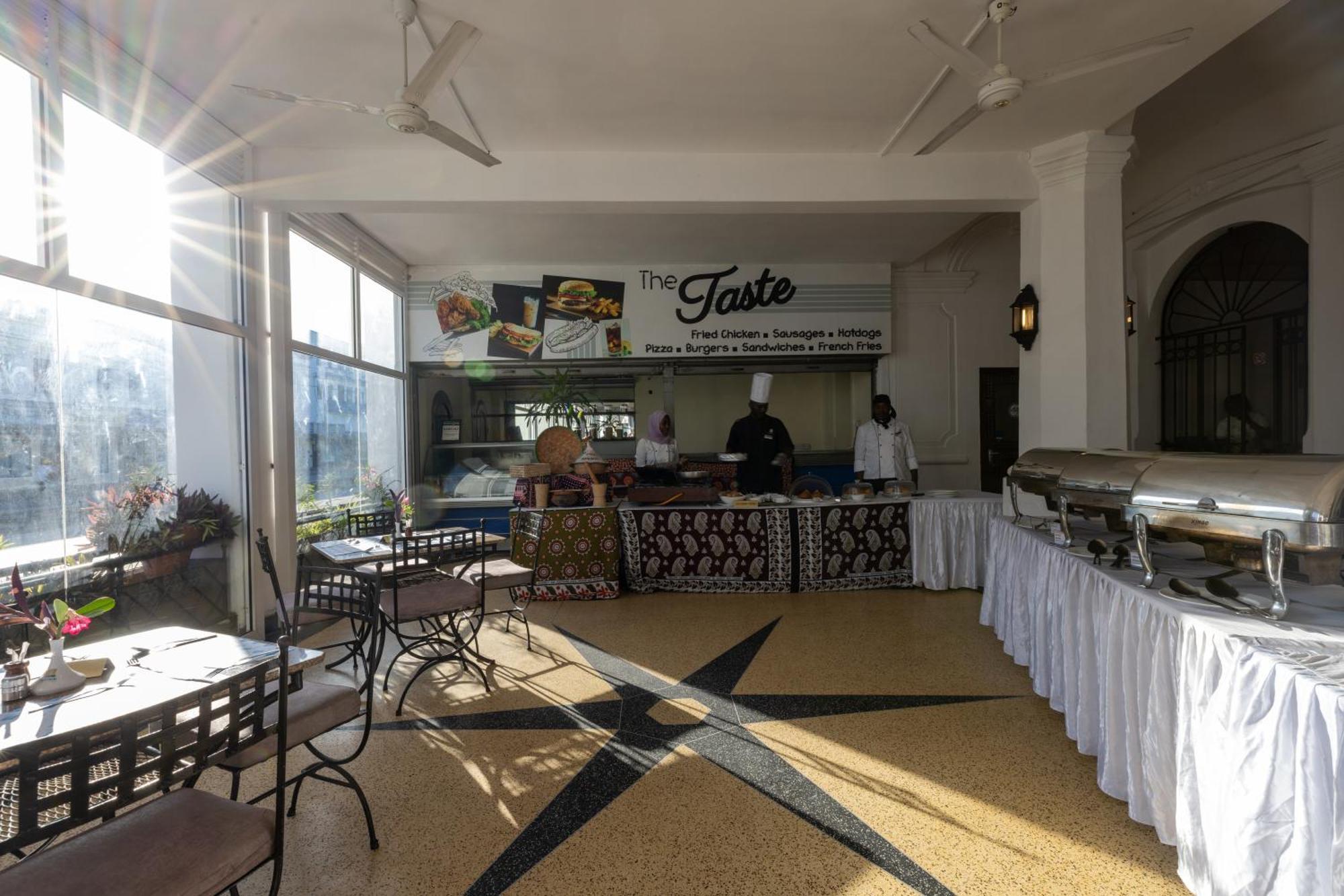 Sentrim Castle Royal Hotel Mombasa Dış mekan fotoğraf