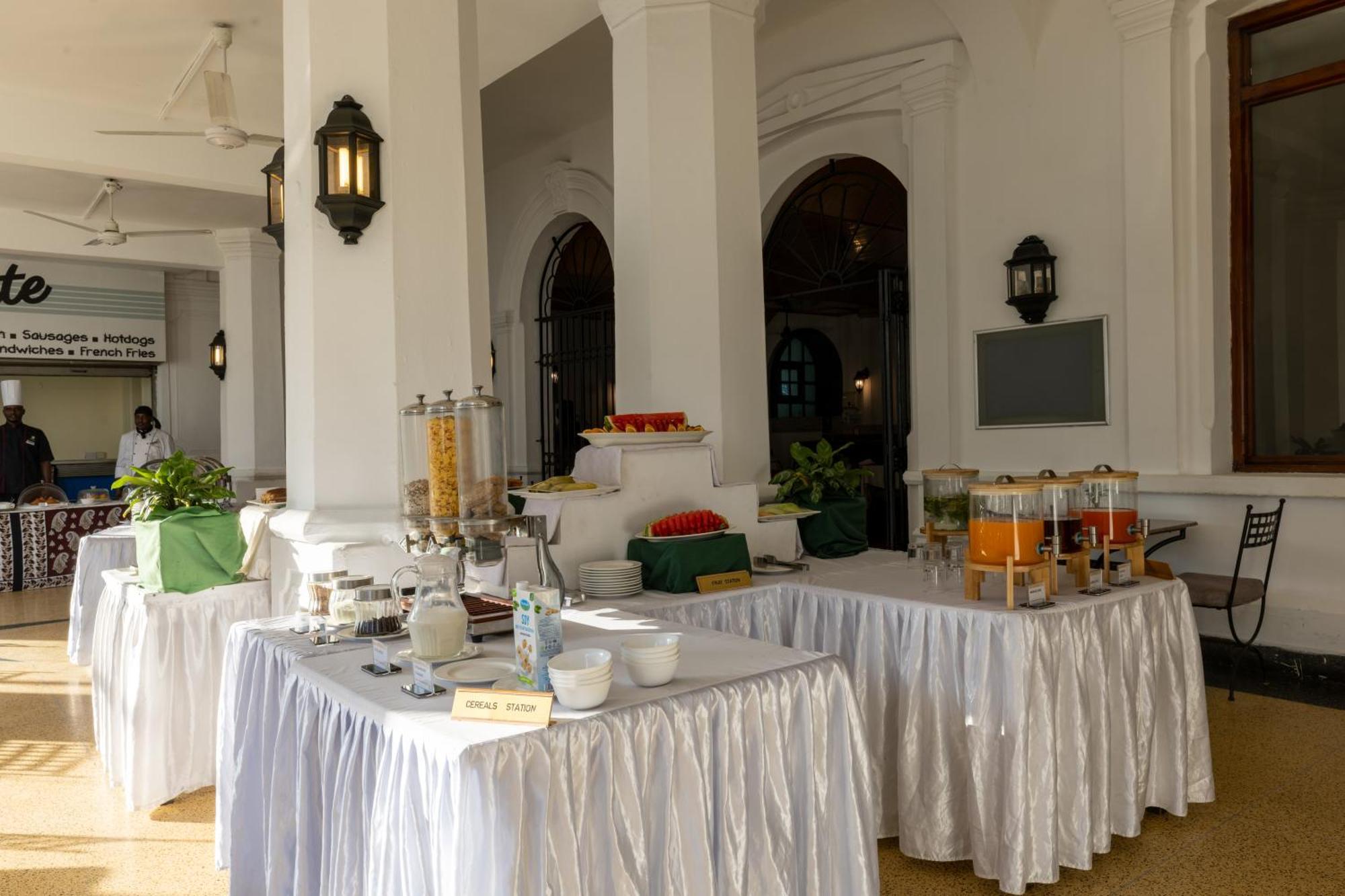 Sentrim Castle Royal Hotel Mombasa Dış mekan fotoğraf