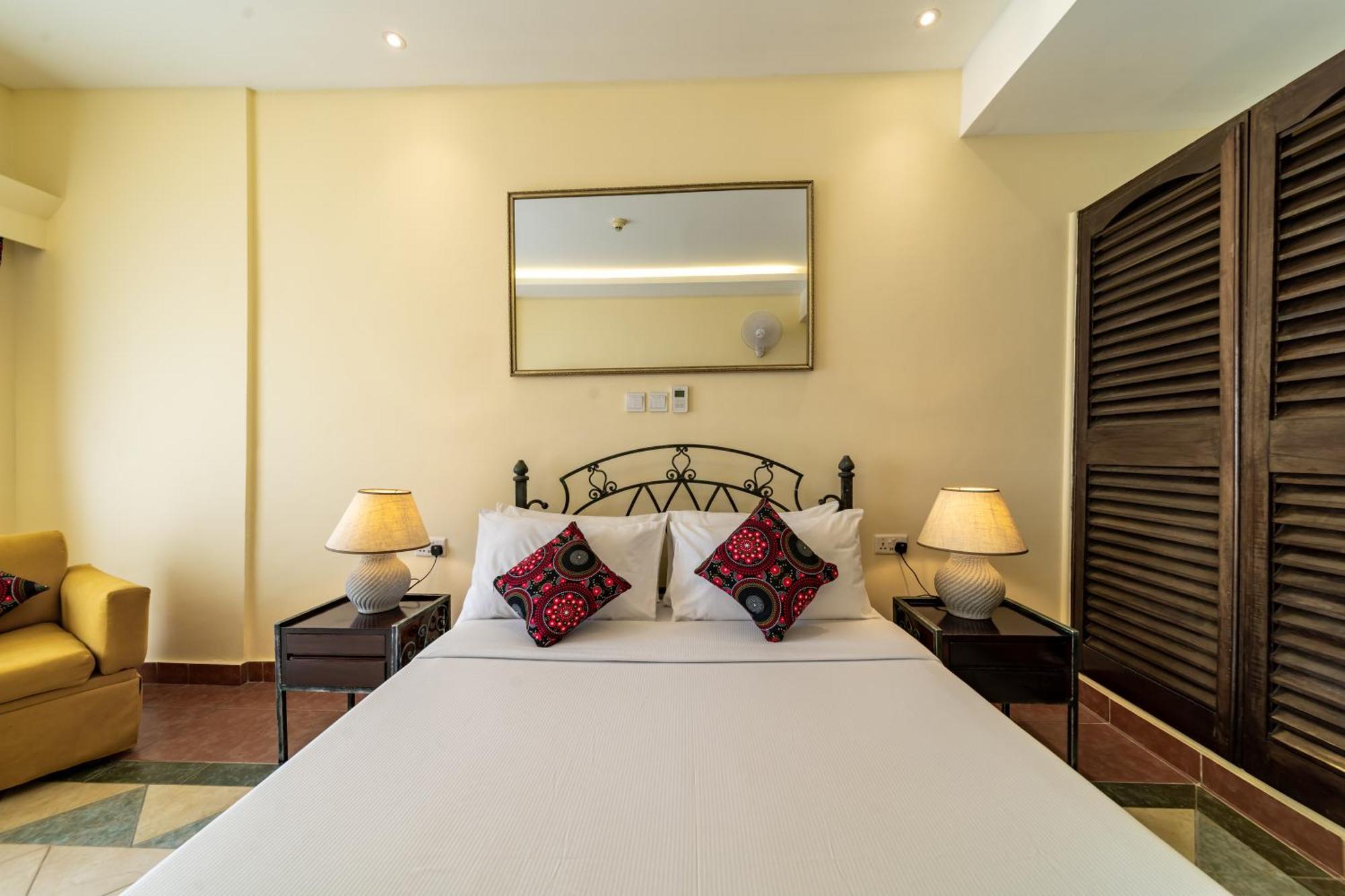 Sentrim Castle Royal Hotel Mombasa Dış mekan fotoğraf