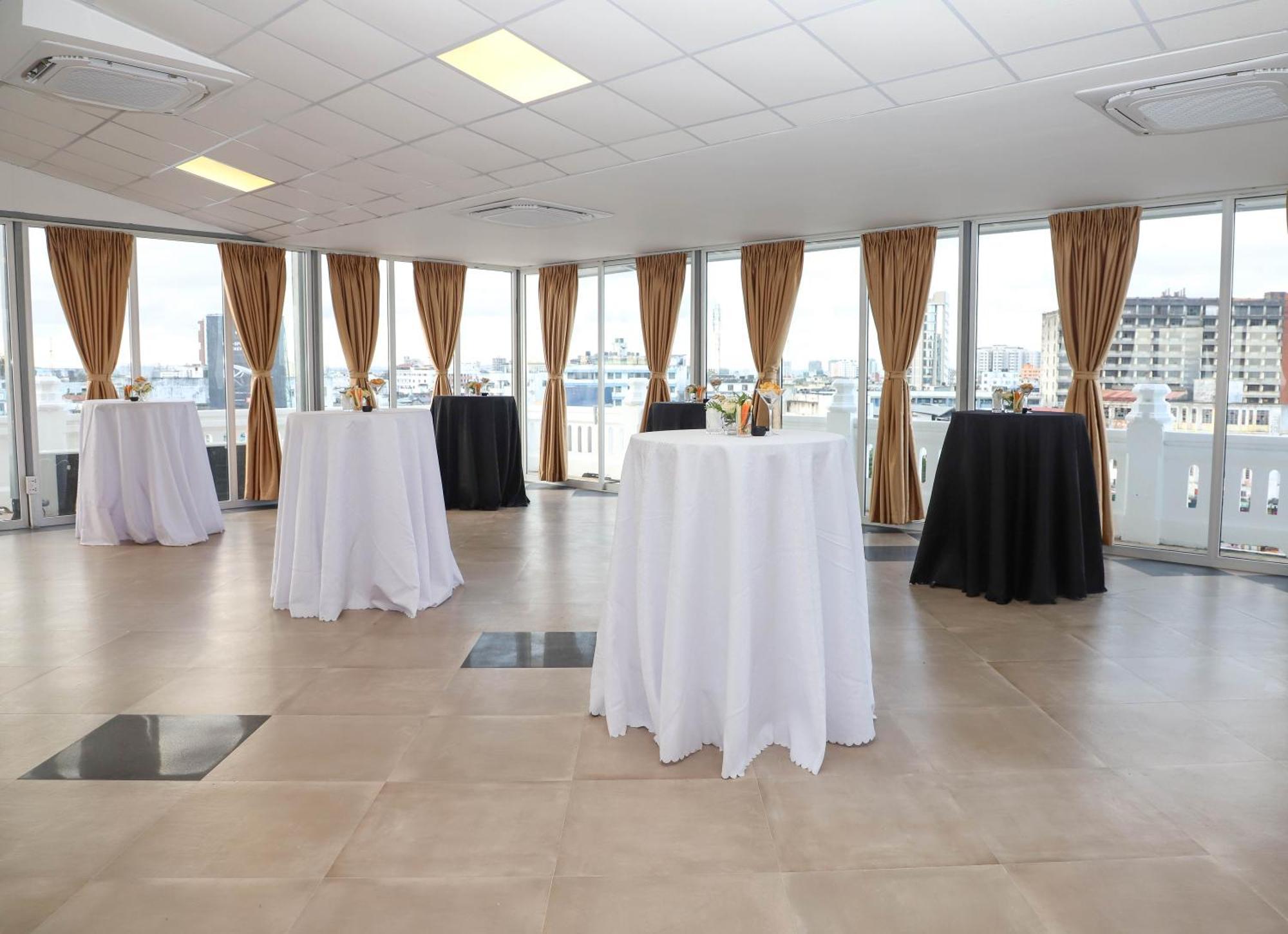 Sentrim Castle Royal Hotel Mombasa Dış mekan fotoğraf